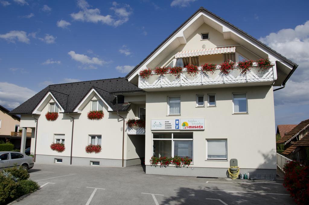 Dezman Apartments & Rooms Kranj Zewnętrze zdjęcie